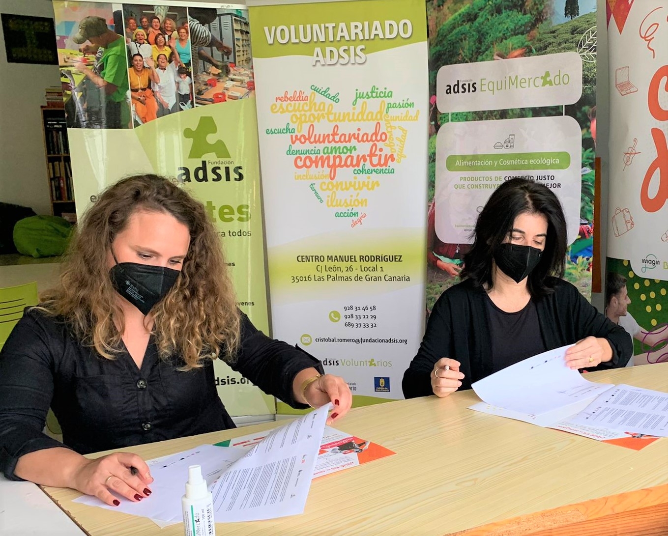 Juventud apuesta por la integración social firmando un acuerdo con la Fundación Adsis